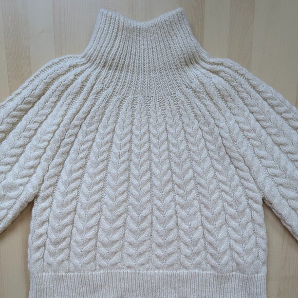 Faherty Frost Cable Knit Chunky Baby Alpaca Wool Made in Peru Coastal Sweater - Picture 2 of 12